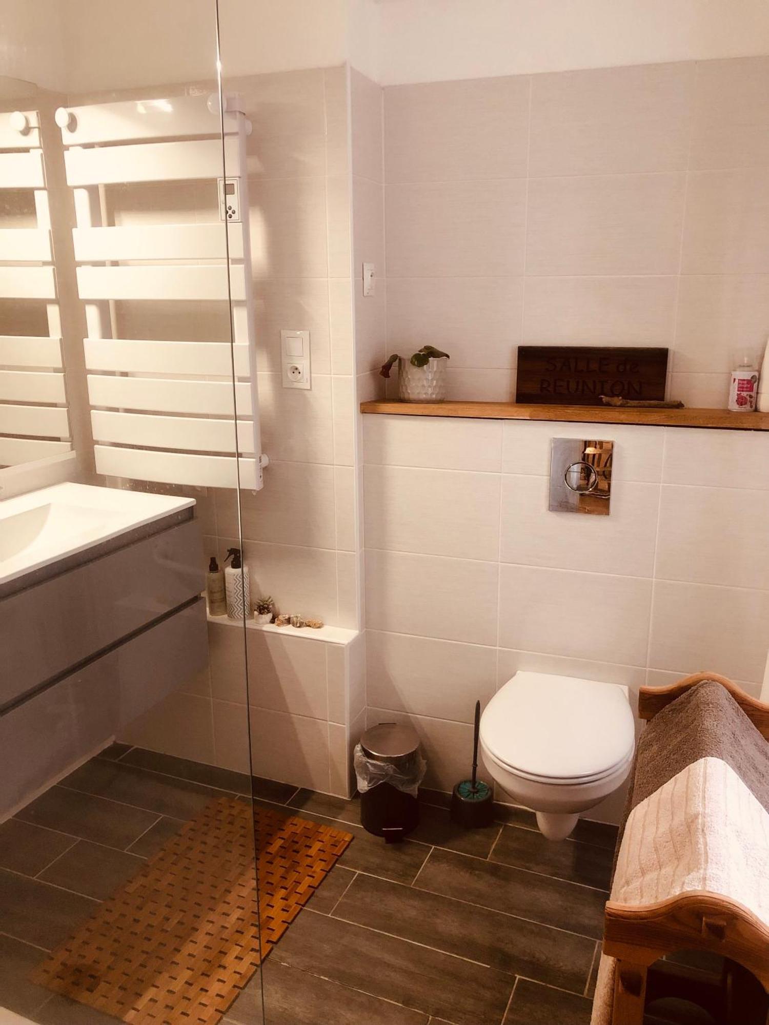 Apartamento Chez Bel Isa Tallard Exterior foto